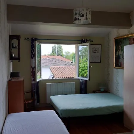 Maison D'hote Aux Portes De Bordeaux Et Du Medoc Affittacamere Le Haillan